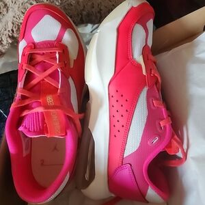 Nike Jordan Air 200E